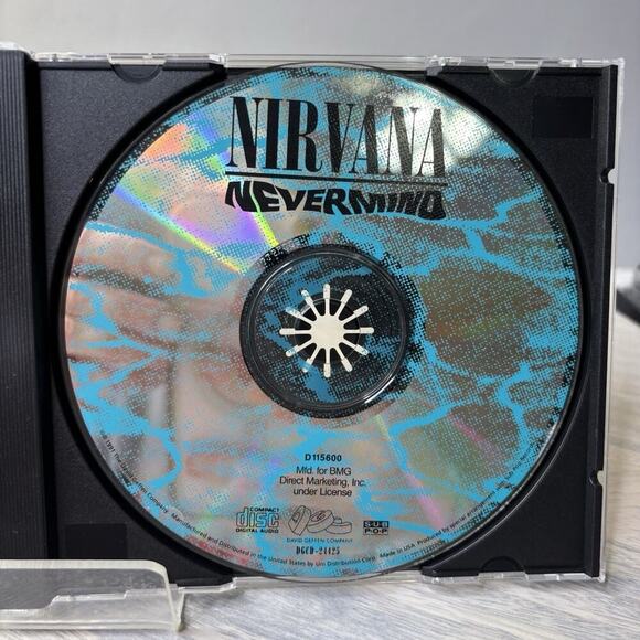 Nevermind by Nirvana (CD, 1991) No Back Inlay - Picture 3 of 4